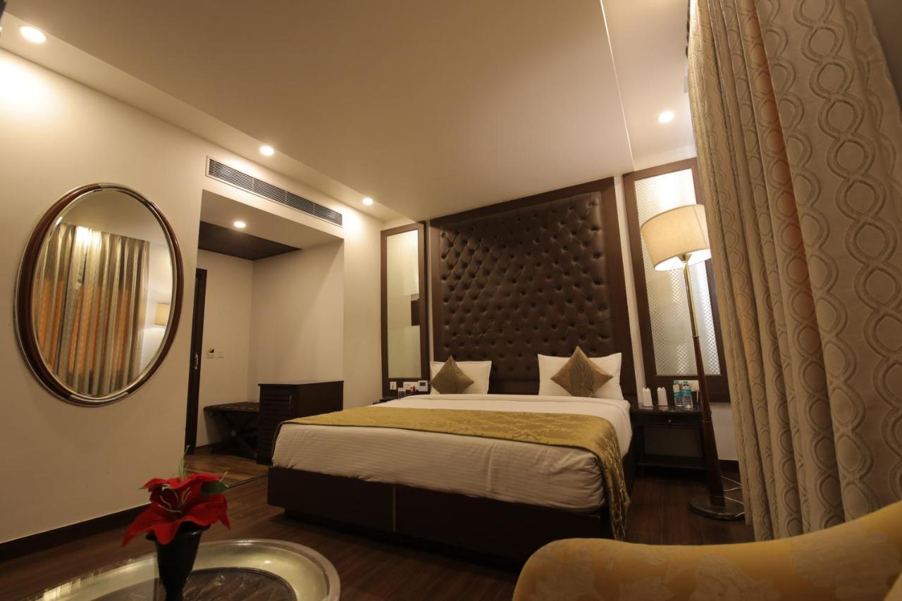 Airport Hotel Bollywood Paradise 뉴델리 외부 사진