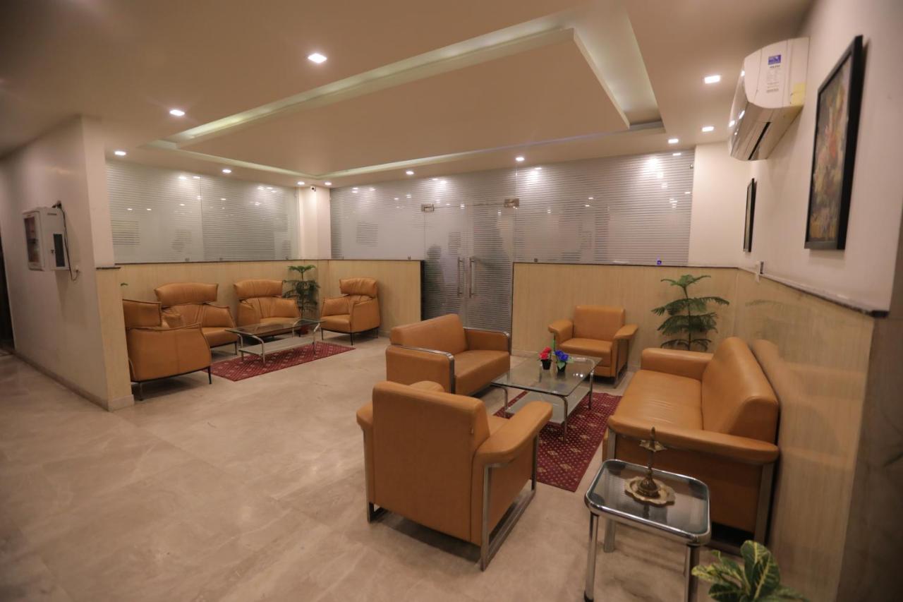 Airport Hotel Bollywood Paradise 뉴델리 외부 사진